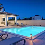 Dream House Pula