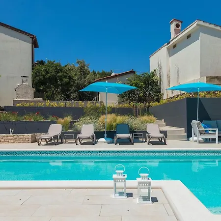 Hébergement de vacances Dream House *