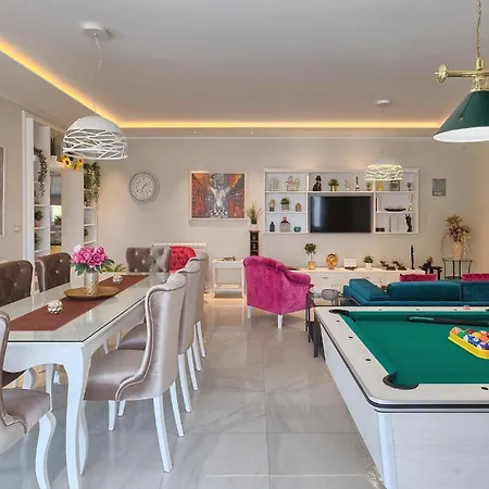 Dream House * Pula